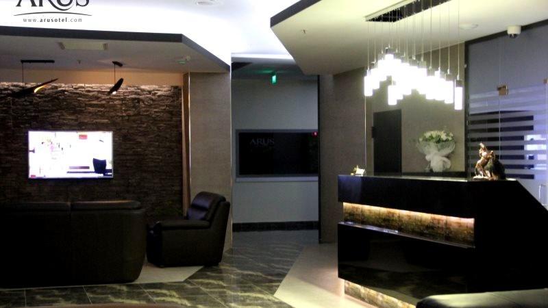 Hotel Arus 3*